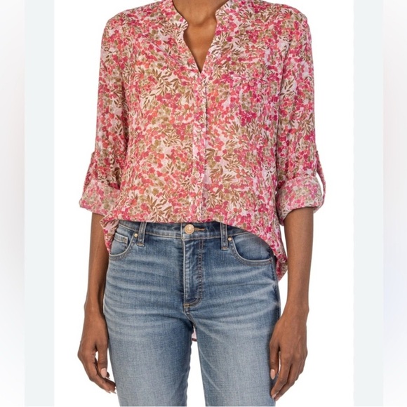 Kut from the Kloth Kaspar button down sheer texture blouse.  NWT Women’s size M. - Picture 5 of 5